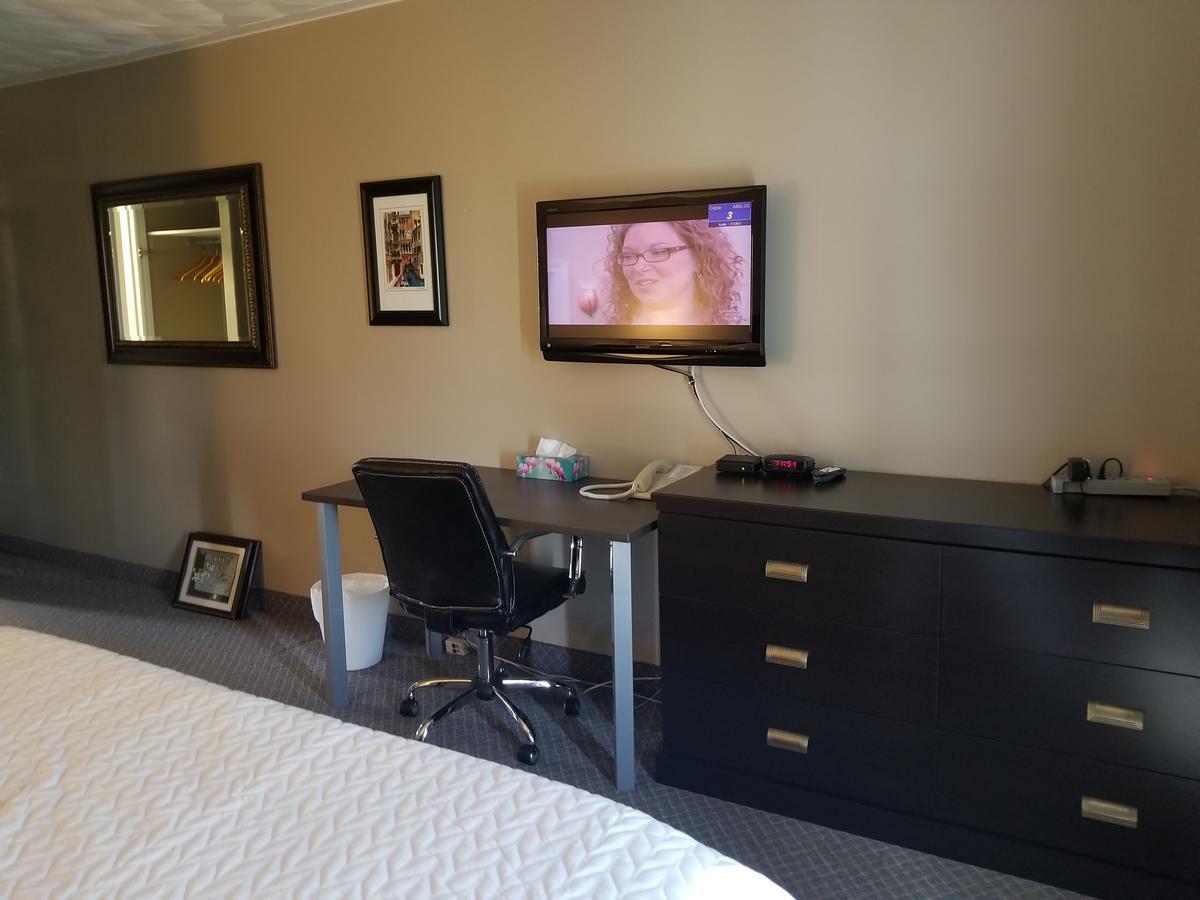 Knights Inn Woodstock Bagian luar foto