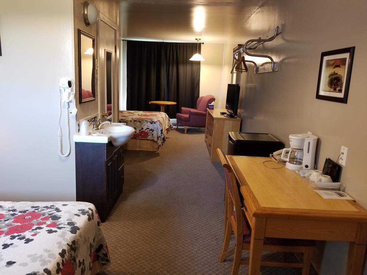 Knights Inn Woodstock Bagian luar foto