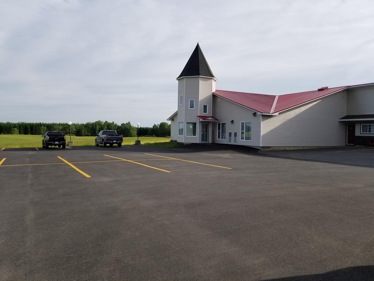 Knights Inn Woodstock Bagian luar foto