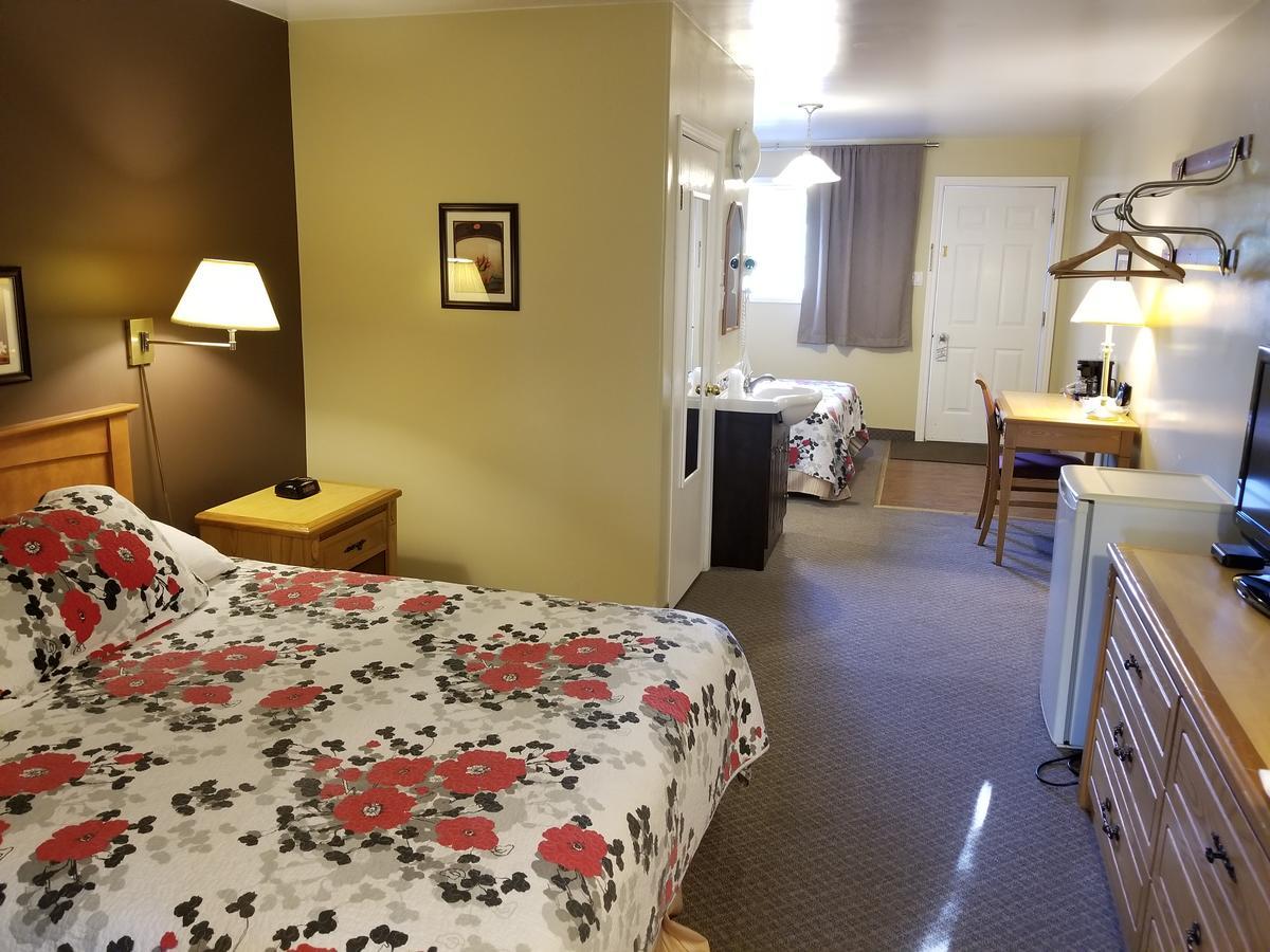 Knights Inn Woodstock Bagian luar foto
