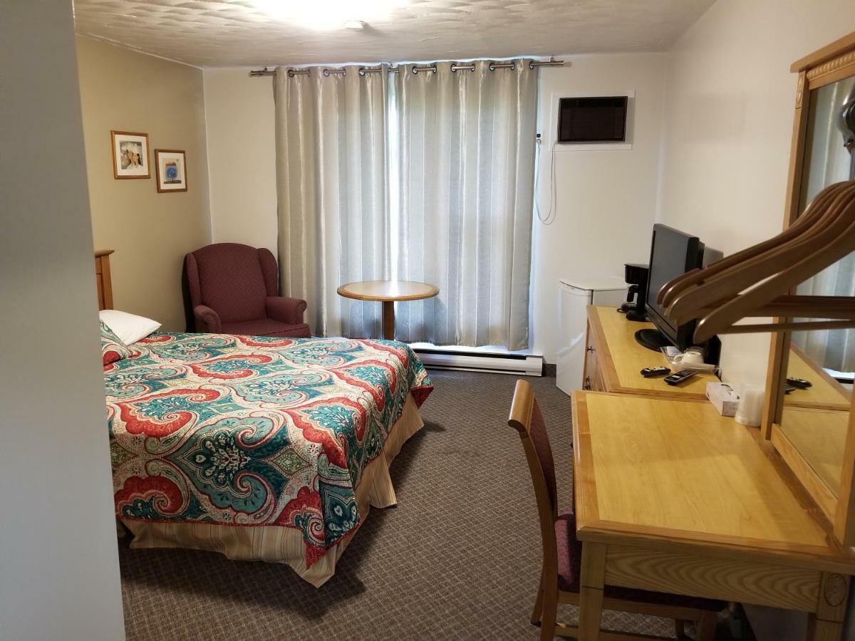 Knights Inn Woodstock Bagian luar foto